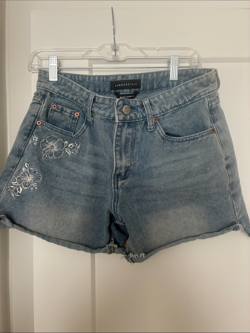 Aeropostale Light Wash Denim Shorts with Size 6 with White Floral Embroidery